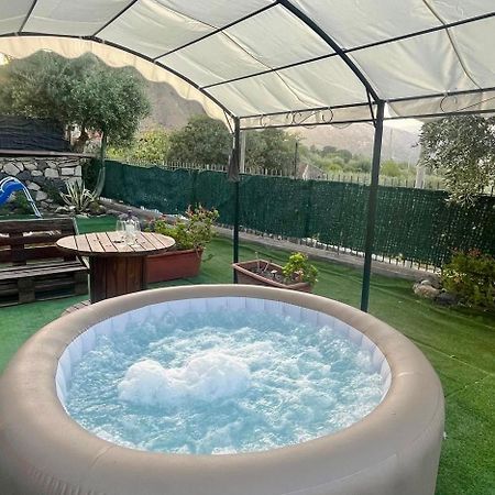 Casa Vacanze A Rava Francavilla di Sicilia Buitenkant foto