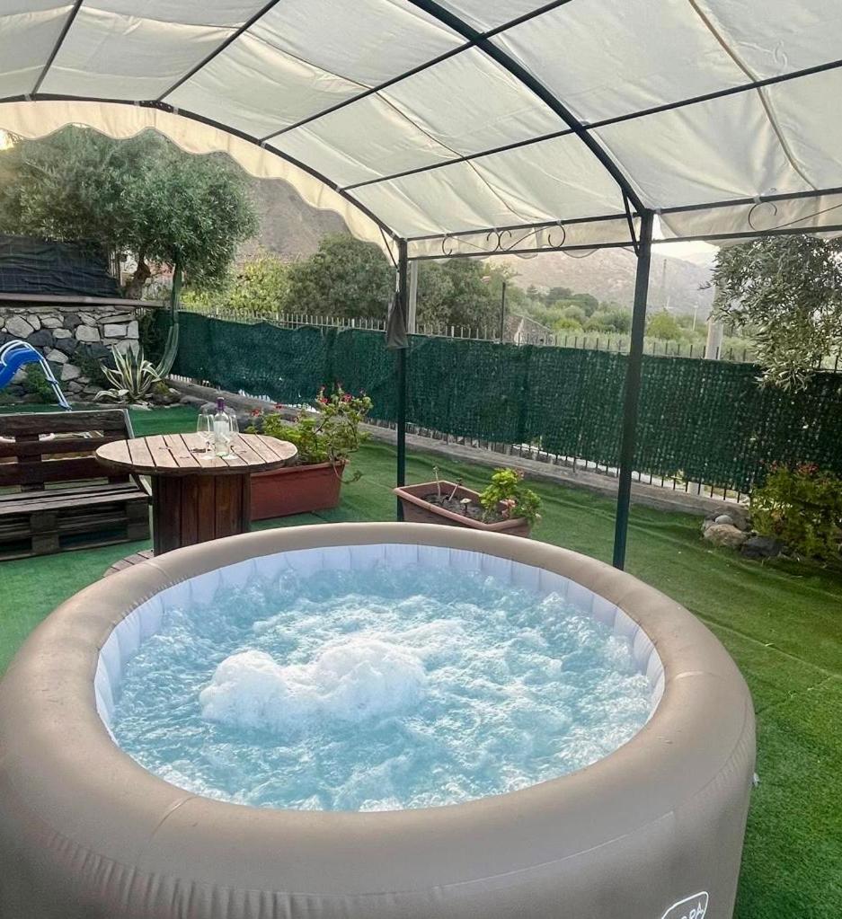Casa Vacanze A Rava Francavilla di Sicilia Buitenkant foto
